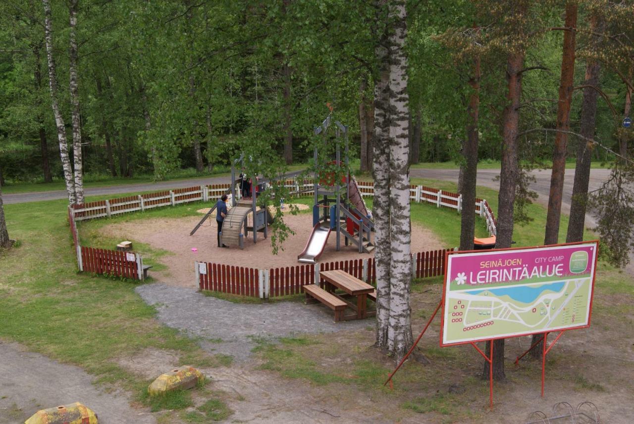 Seinaejoen Leirintaealue Hotell Seinäjoki Eksteriør bilde